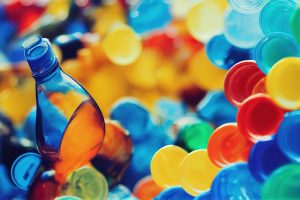 Quali sono le attività svolte dalle aziende di stampaggio della plastica?